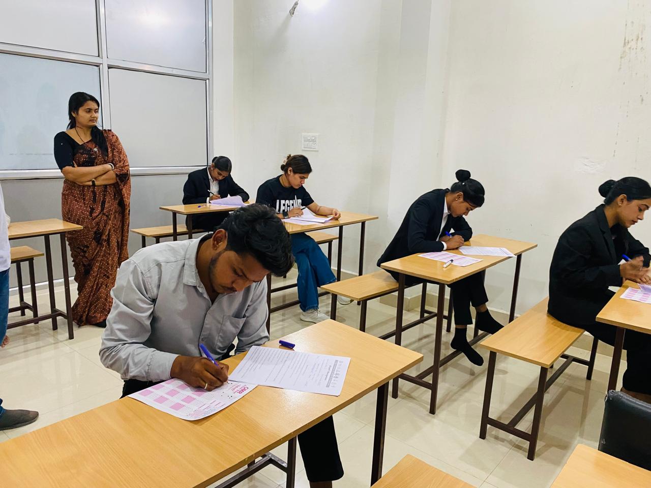 whatsapp image 2025 12 11 at 3.30.32 pm